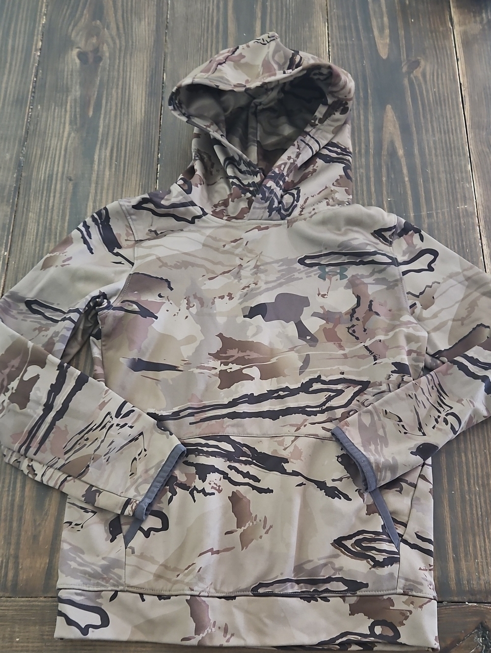 Under Armour Youth Camouflage Hooded Sweatshirt Size Medium